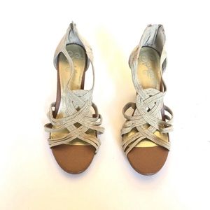 Seychelles sandals with wooden heels